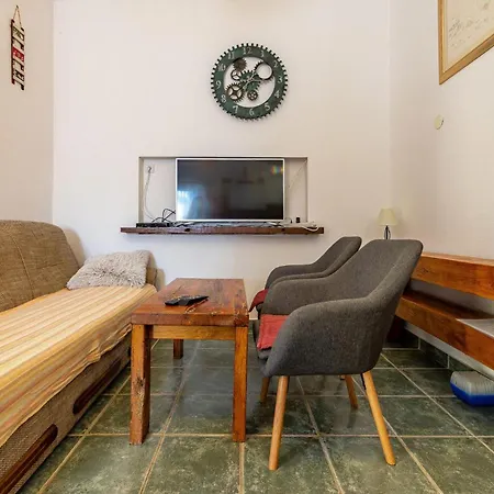 Cozy In With House A Panoramic View Apartment *