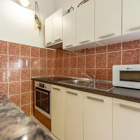Gorgeous Apartment In Vir With Wifi *